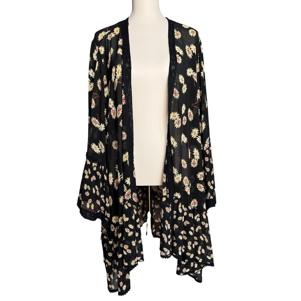 Torrid Black Daisy Floral Chiffon Kimono Duster Bell Sleeve Boho Cardigan Size 6 - Picture 3 of 11